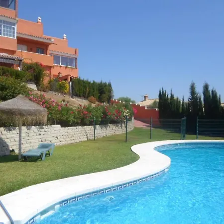 Traditional Townhouse, 4 Bed With Terraces And Private Bbq Feriehus *