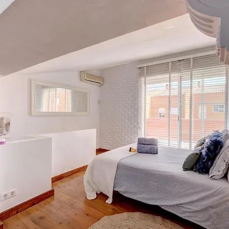 Traditional Townhouse, 4 Bed With Terraces And Private Bbq Feriehus Benalmádena