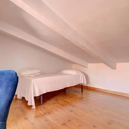 Traditional Townhouse, 4 Bed With Terraces And Private Bbq Feriehus *
