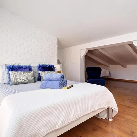 Traditional Townhouse, 4 Bed With Terraces And Private Bbq Benalmádena